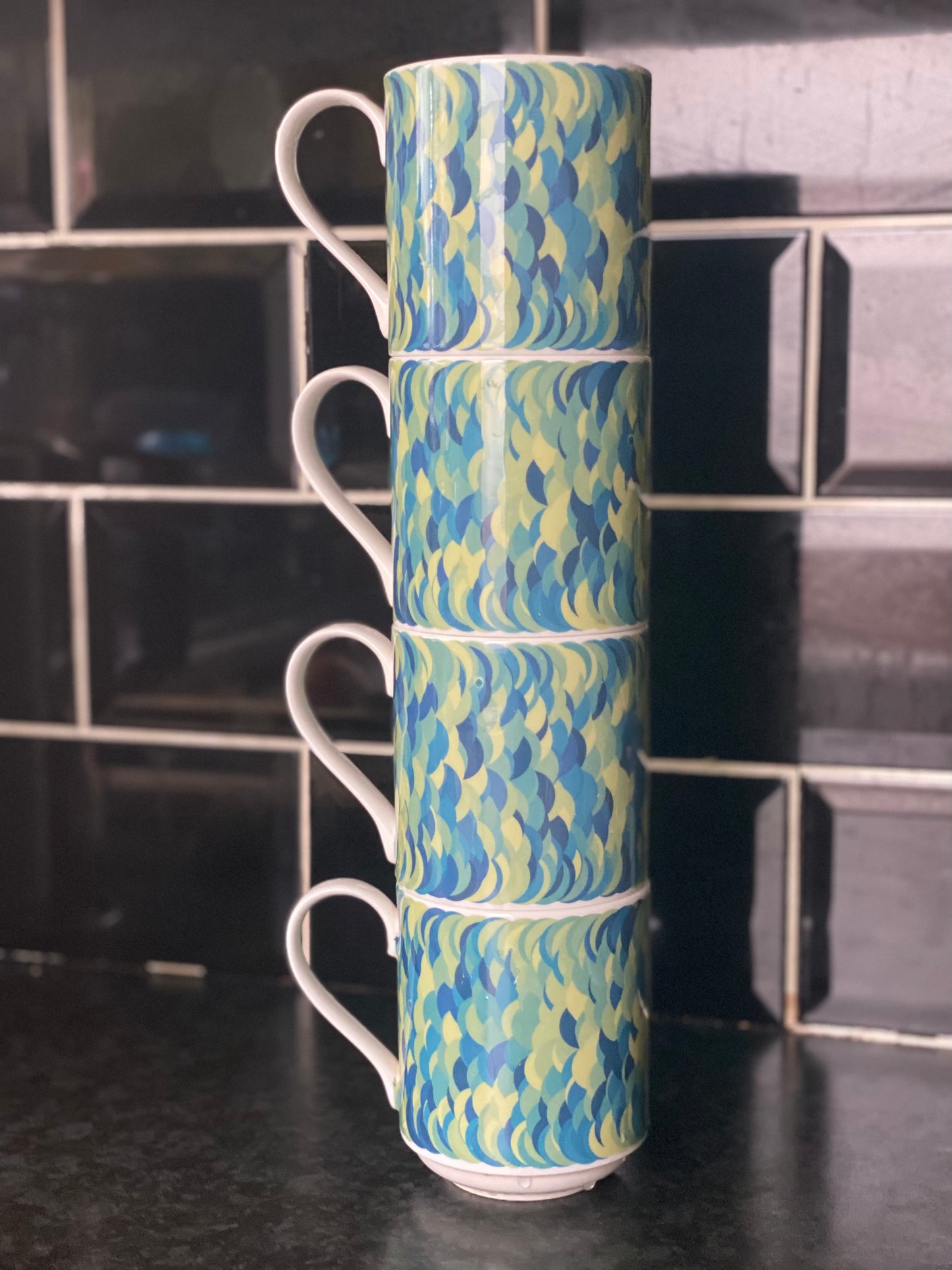 Mathematical circle pattern mug